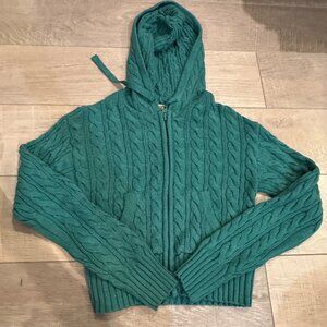 AMERICAN EAGLE JUNIOR WOMENS XS CABLE KNIT GREEN SWEATER